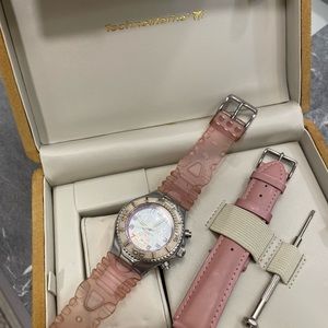 TechnoMarine ETA G0-71, in box, with 2 bands